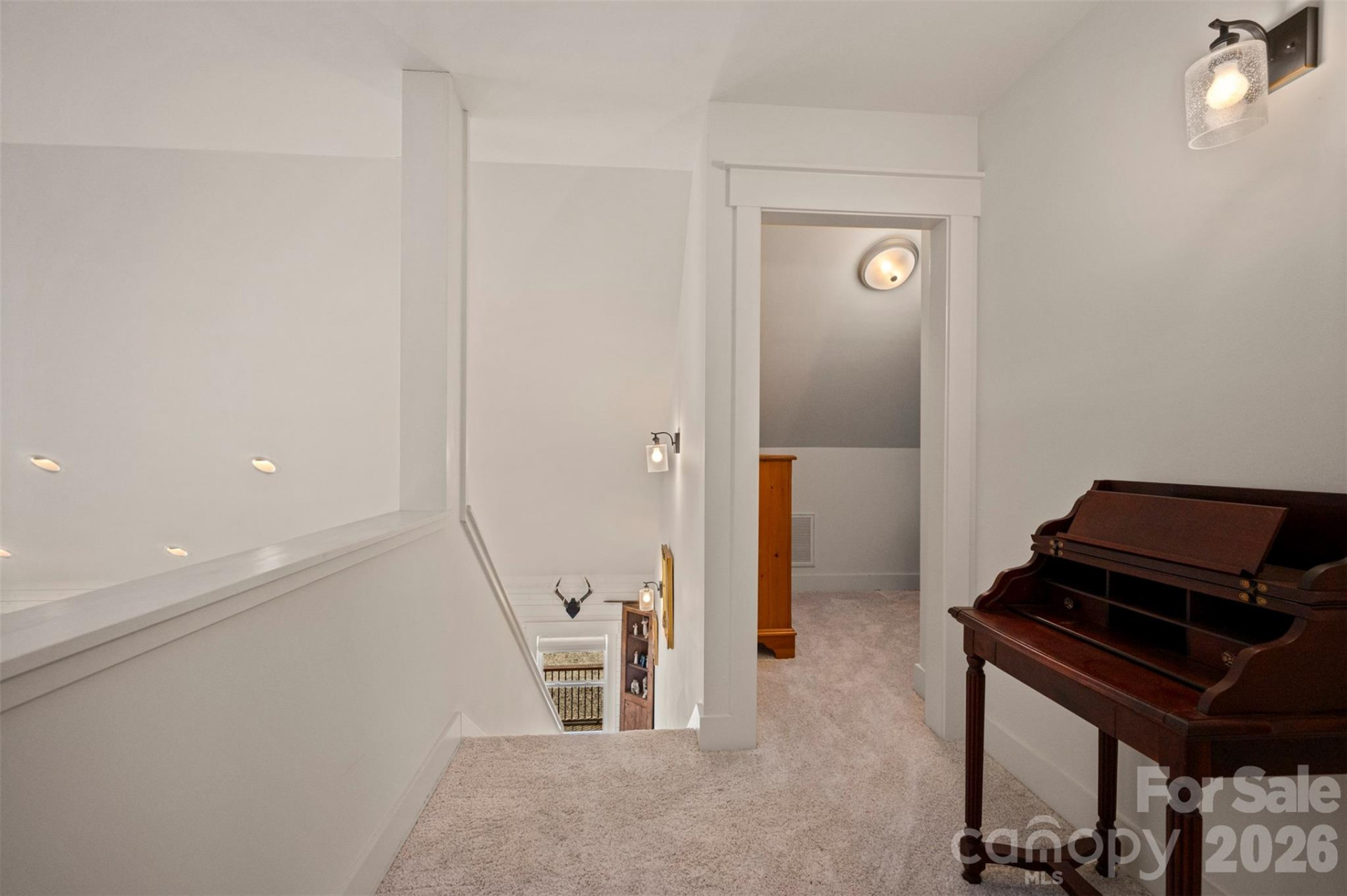 823 Silverstone Drive - Photo 31