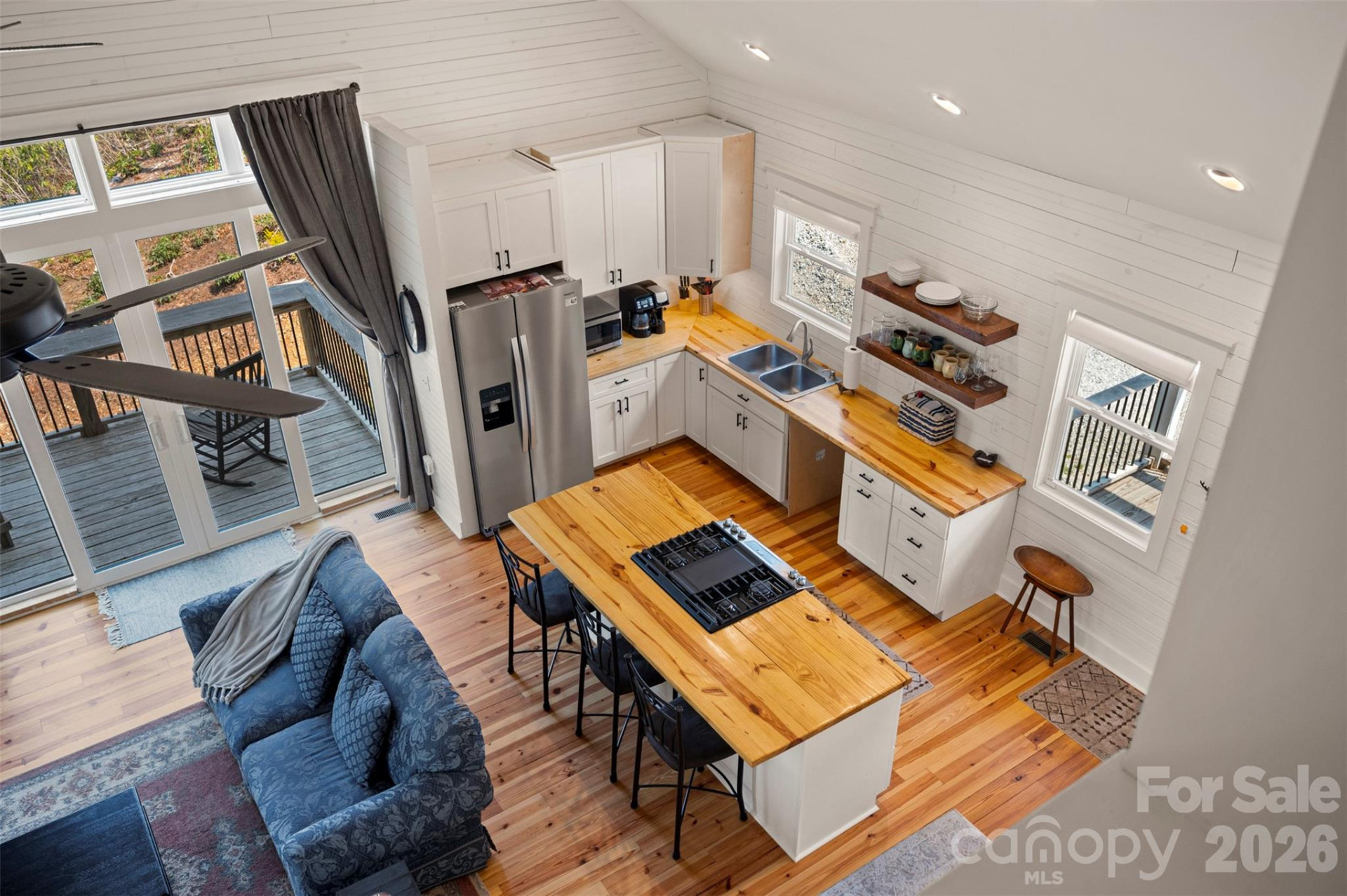 823 Silverstone Drive - Photo 36