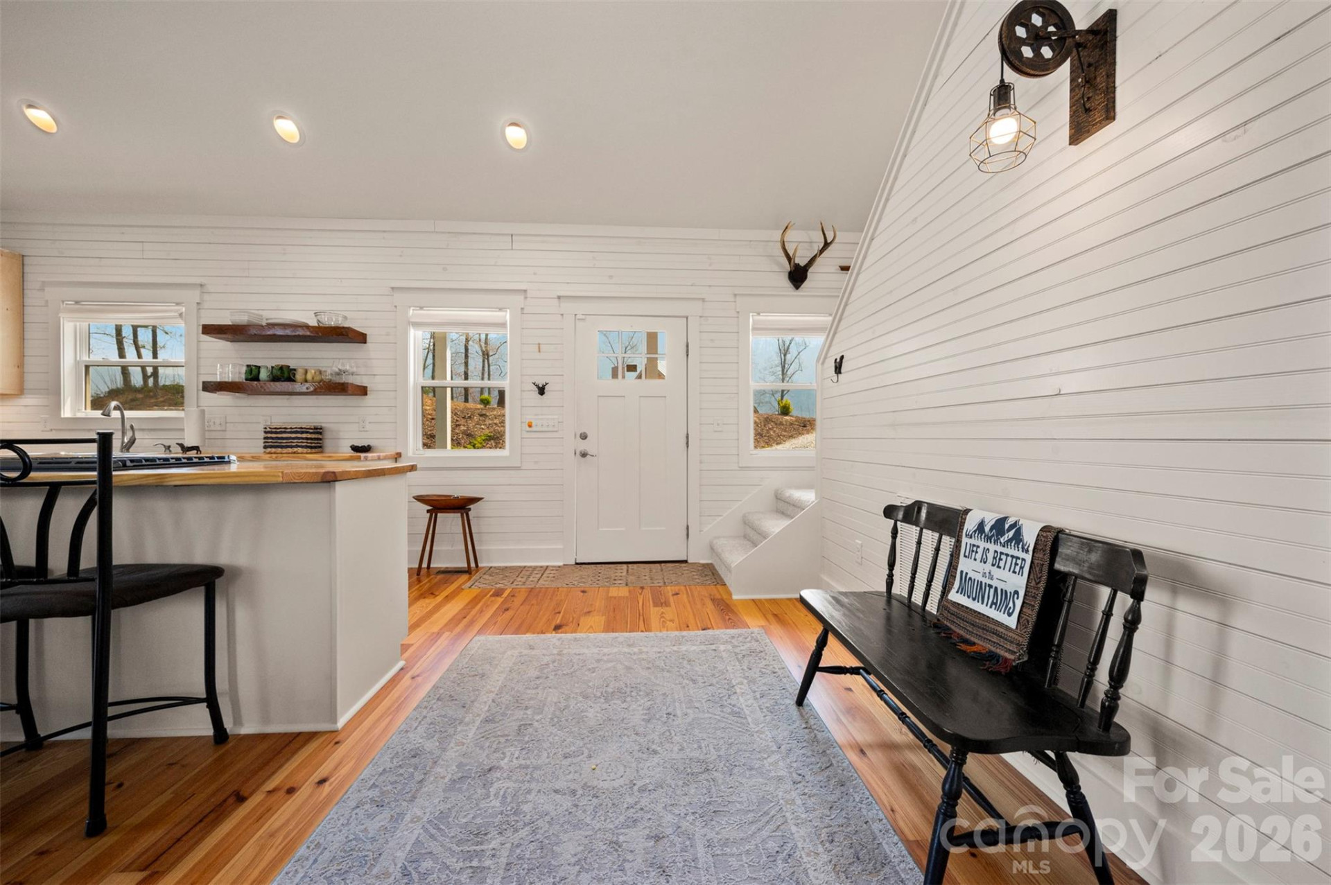 823 Silverstone Drive - Photo 8