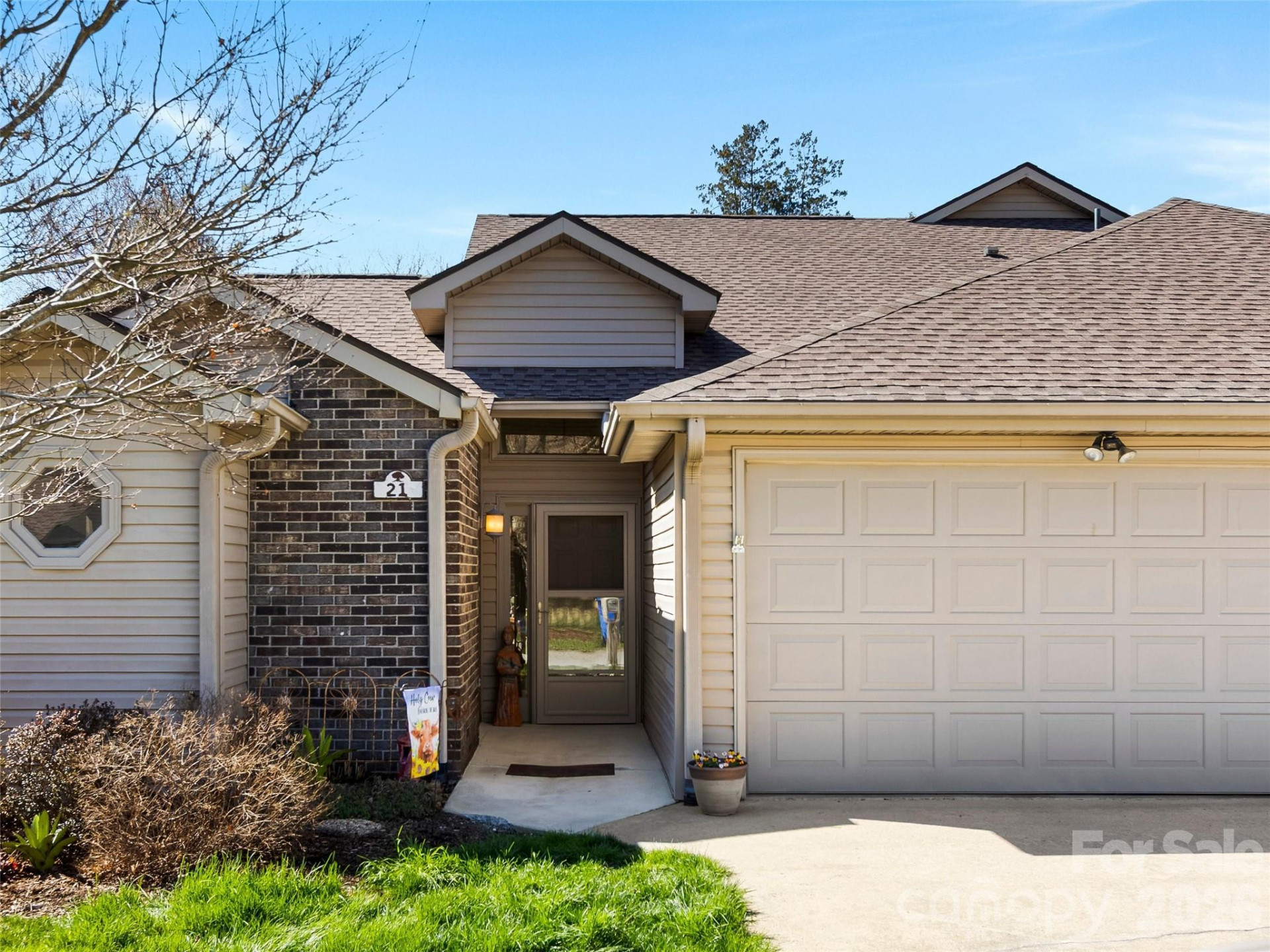 21 Tisha Lane - Photo 2