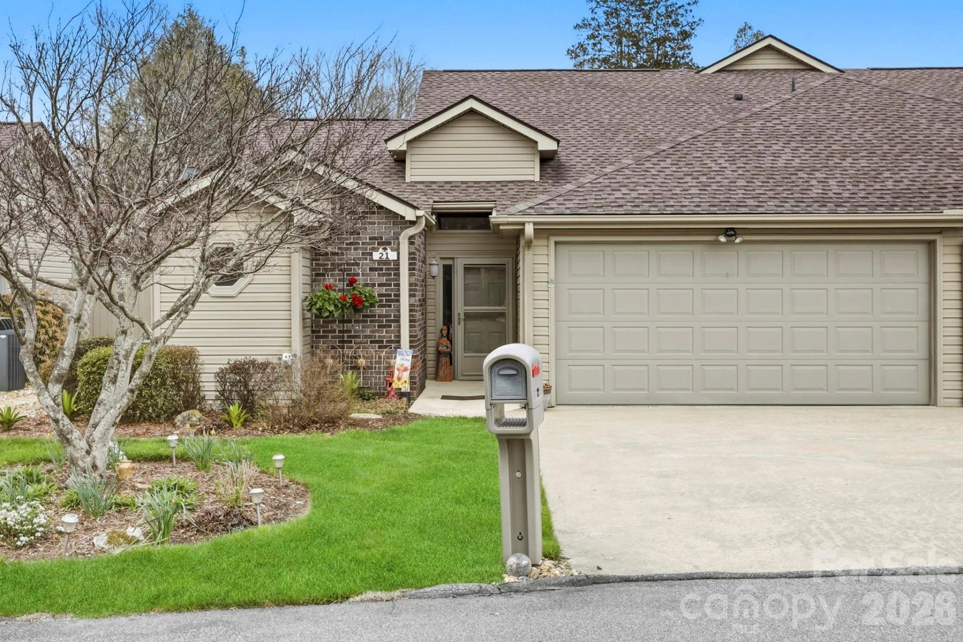 21 Tisha Lane - Photo 3