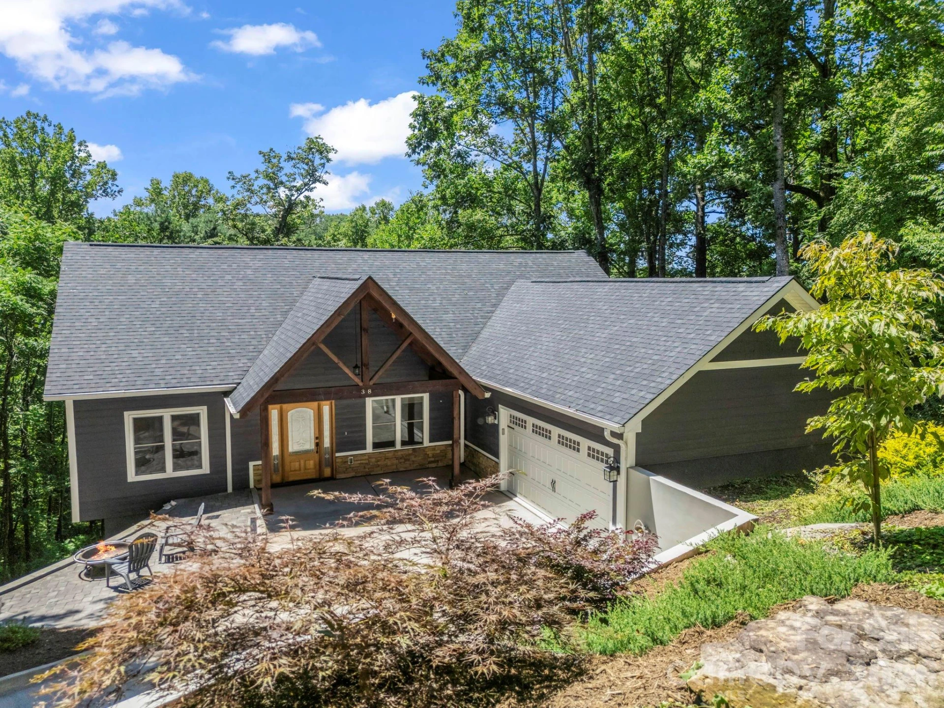 38 Scenic View Drive