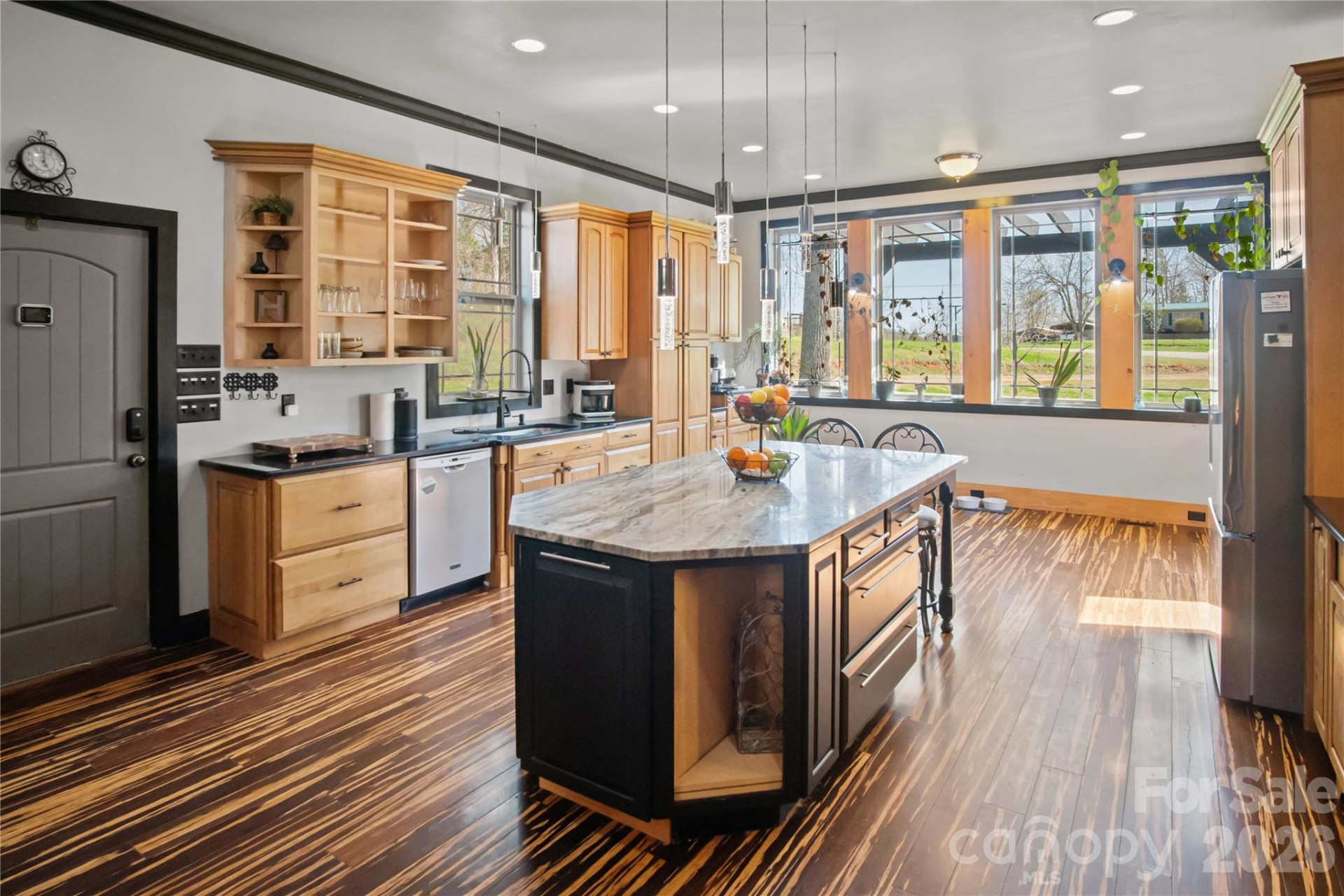 4107 Sandy Plains Road - Photo 18