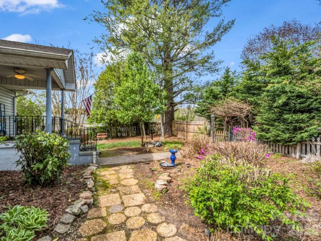 110 Houston Street, Hendersonville, NC, 28792