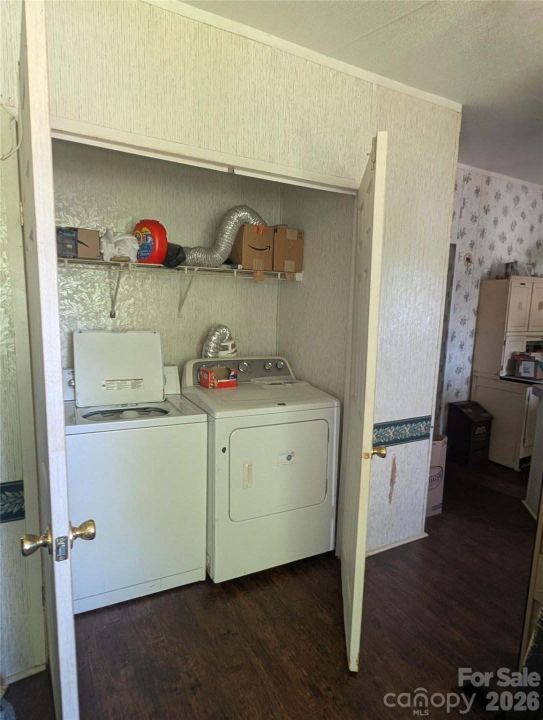 21 Lisa Drive - Photo 6