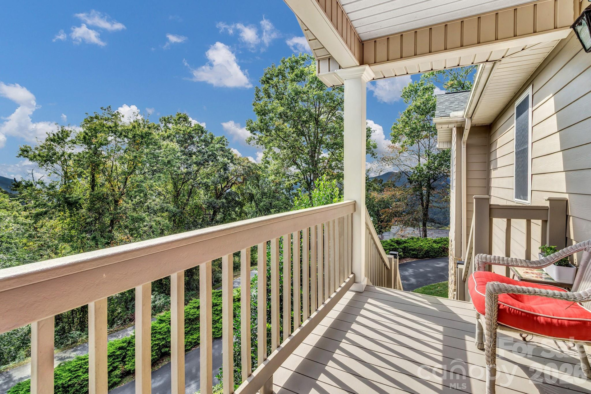 283 Blake Drive - Photo 2