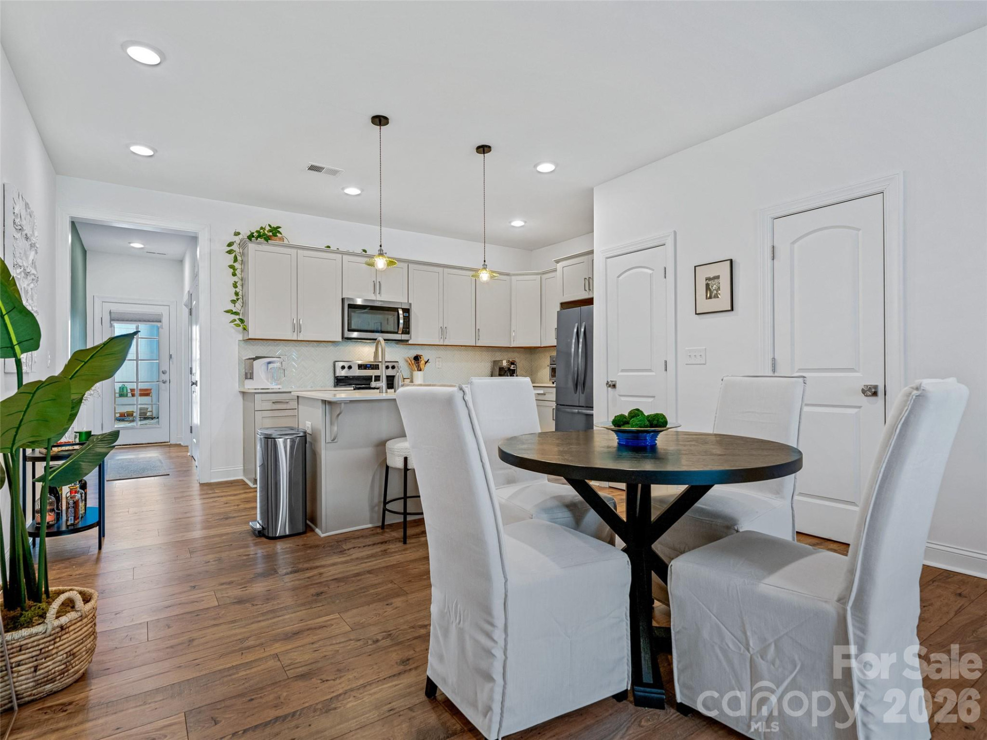 56 Walnut Springs Drive - Photo 11