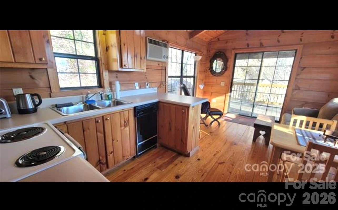 000 Wayah Zooshuga Road - Photo 10