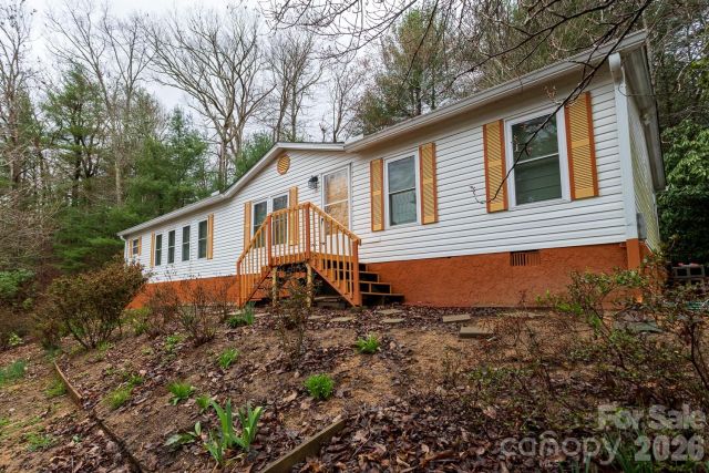 10 Savannah Circle, Leicester, NC, 28748