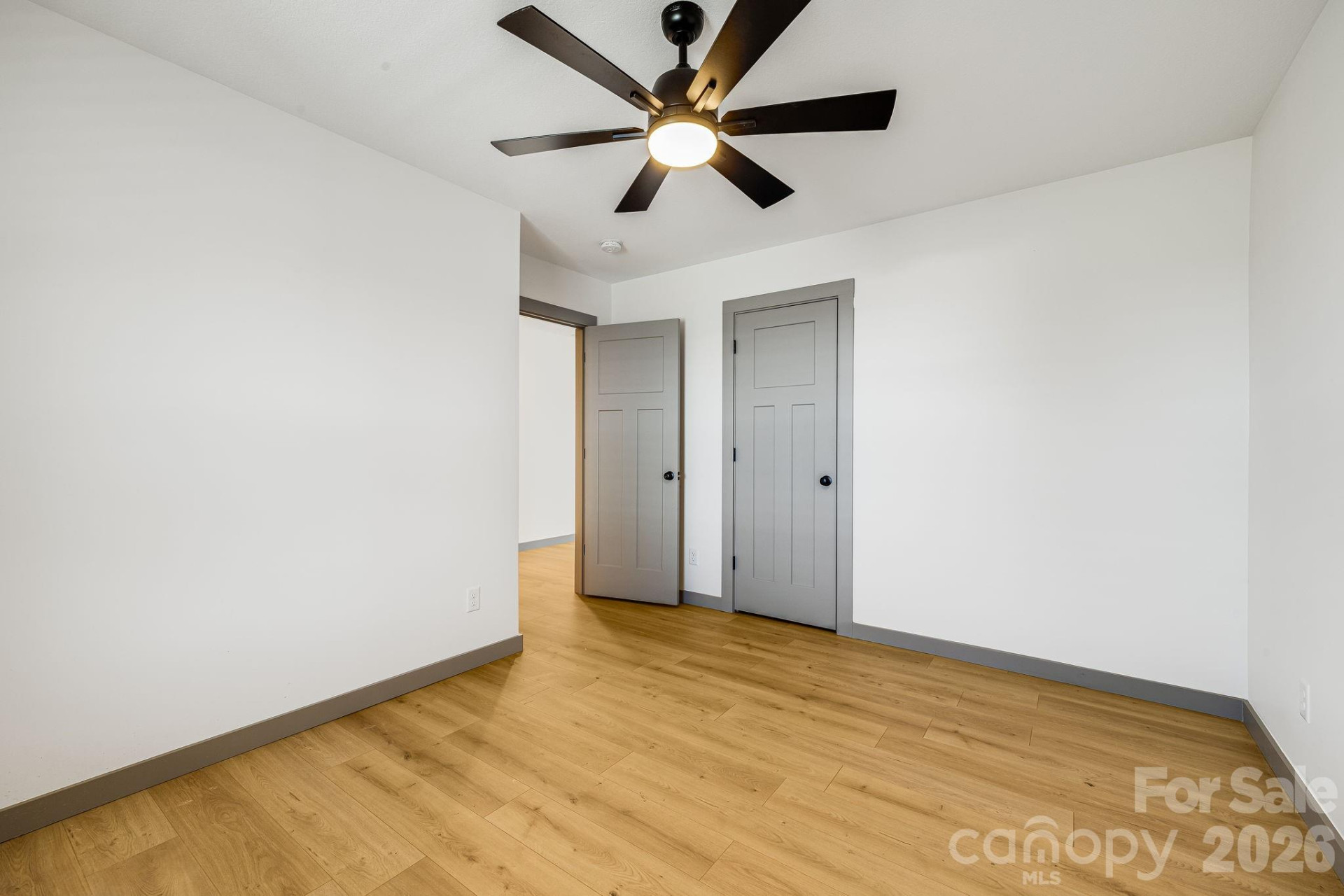 1021 Alexander Road - Photo 27