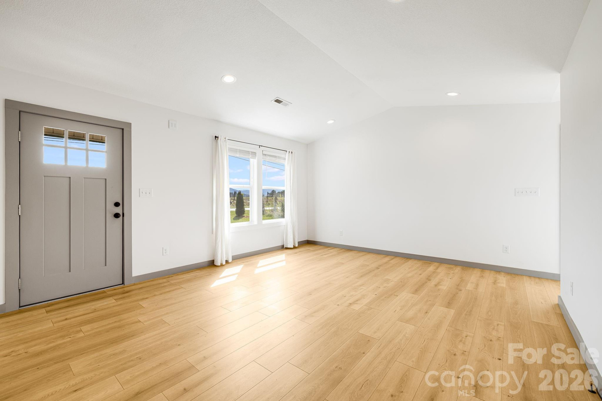 1021 Alexander Road - Photo 7