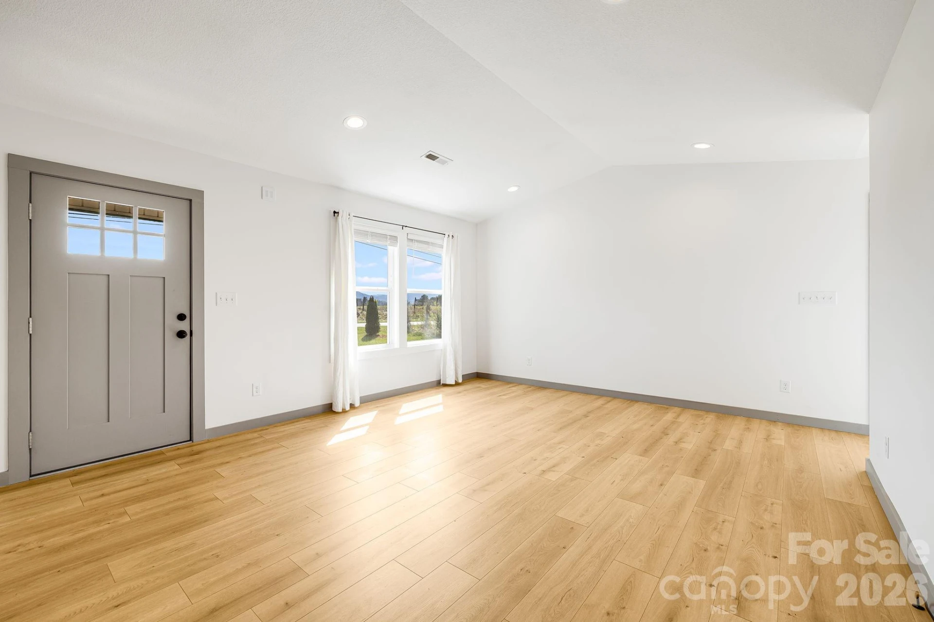 1021 Alexander Road - Photo 7