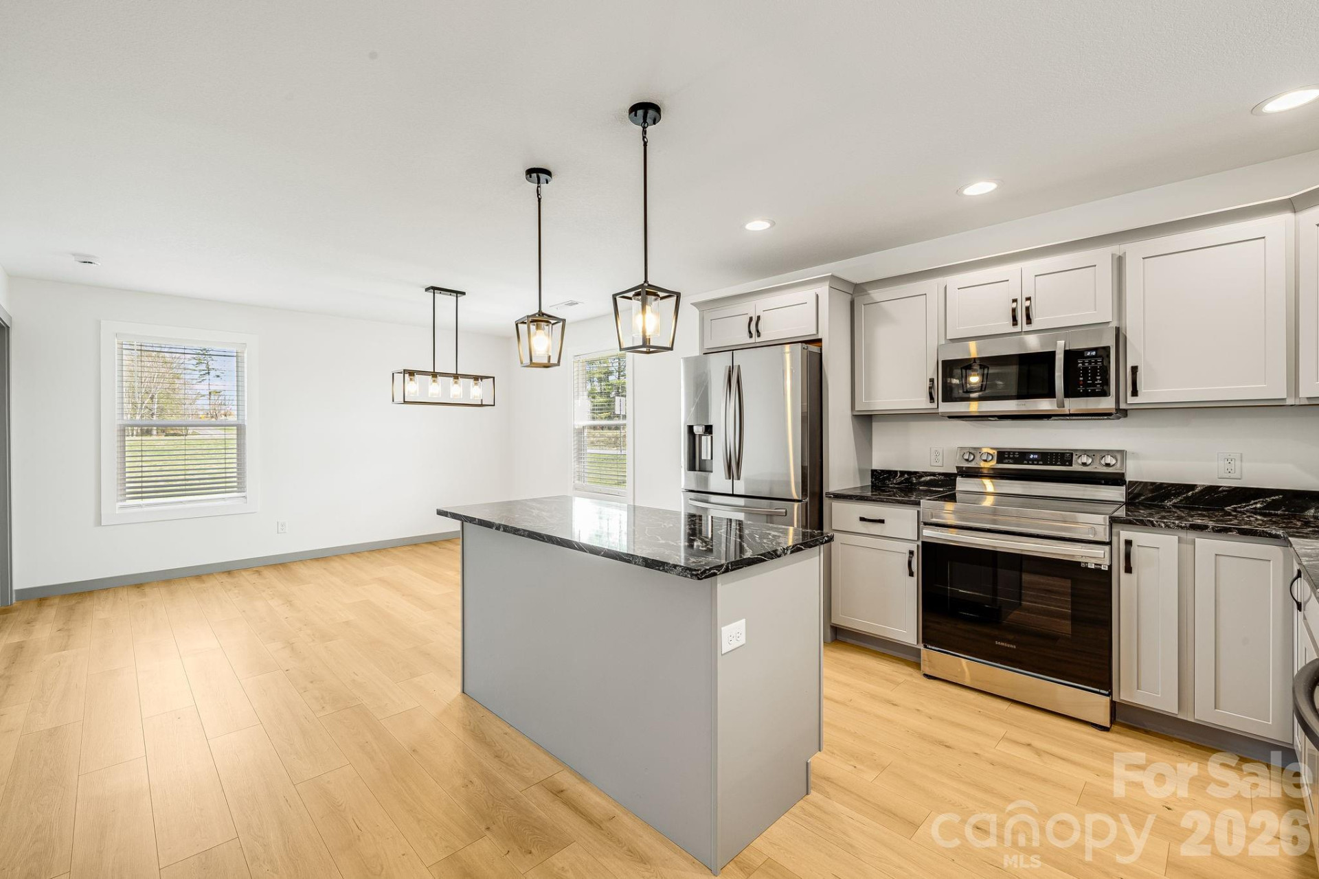 1021 Alexander Road - Photo 8