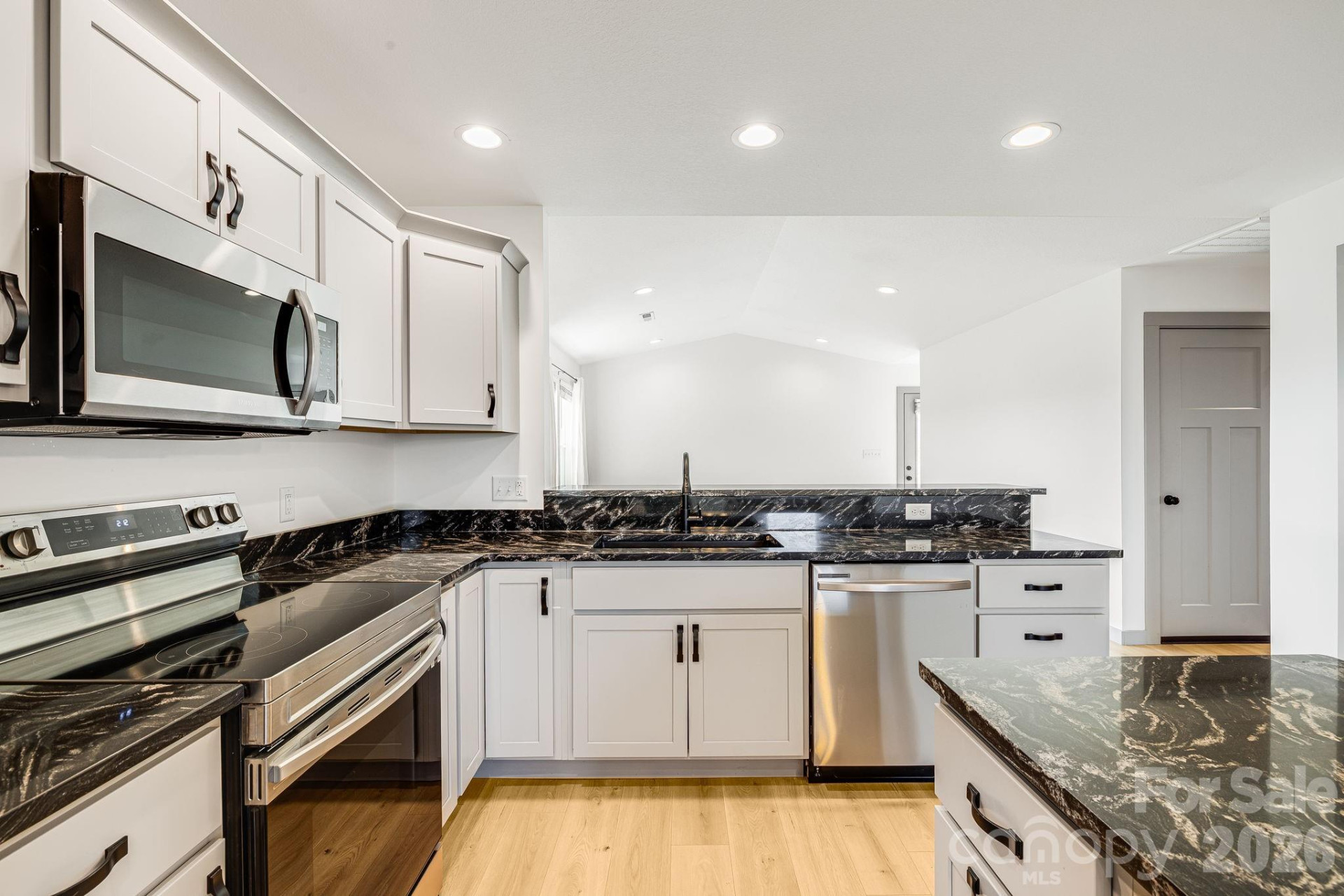 1021 Alexander Road - Photo 10