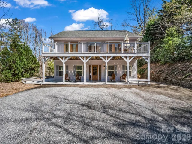 121 Fern Loop