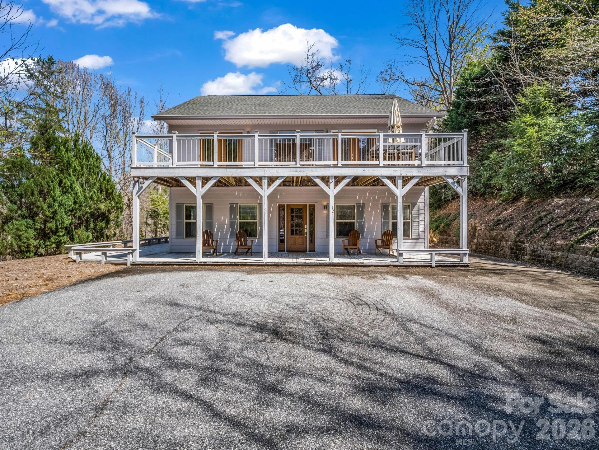 121 Fern Loop