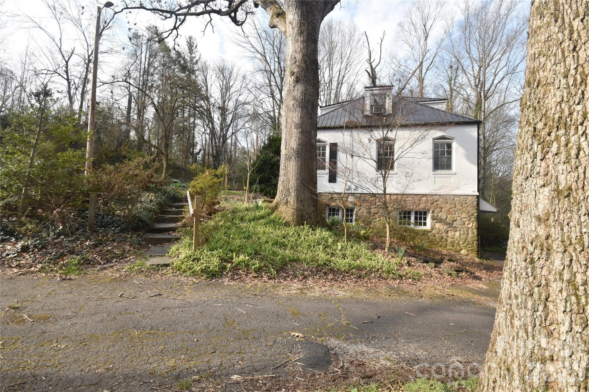 492 S Main Street - Photo 4