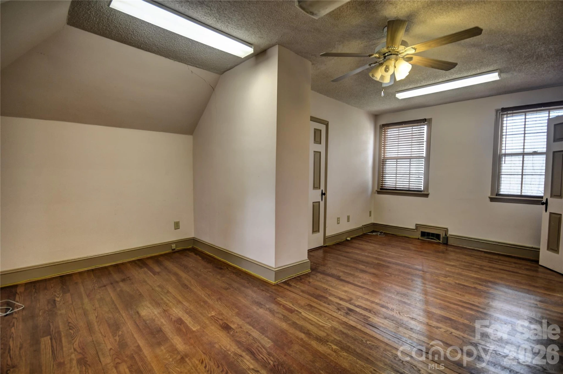 492 S Main Street - Photo 32