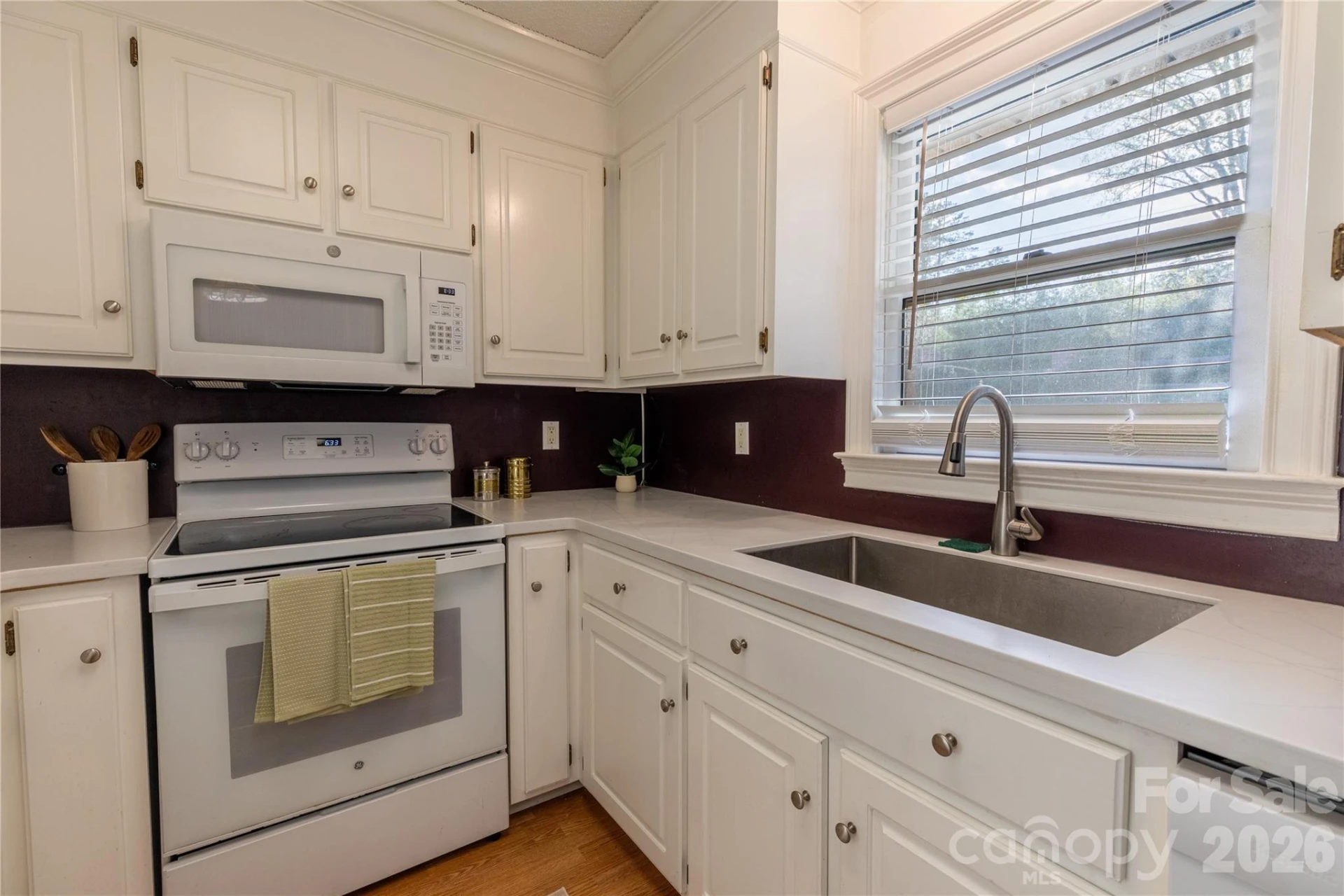 3154 Devonshire Drive - Photo 10