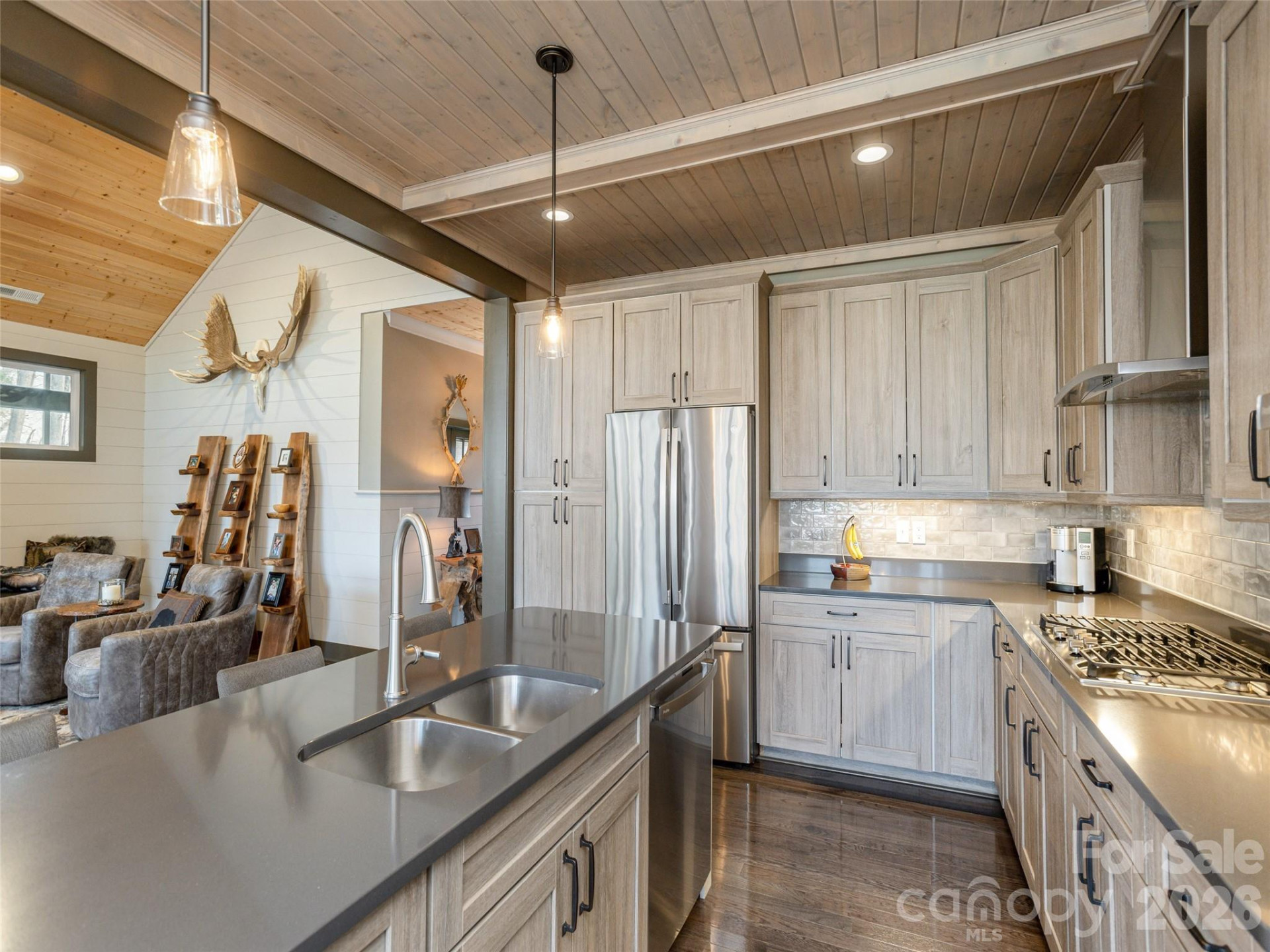 3753 Laurel Park Highway - Photo 15