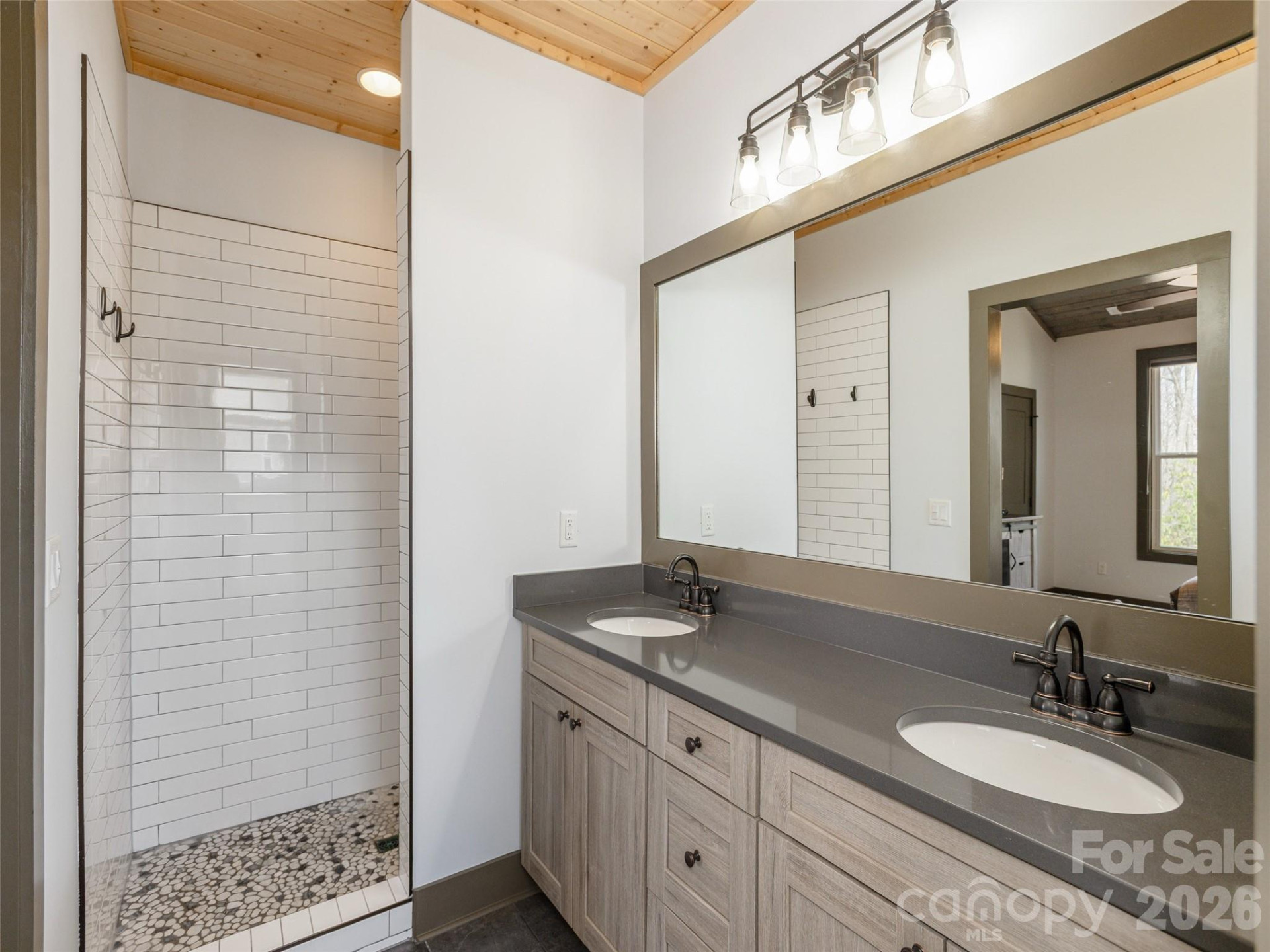 3753 Laurel Park Highway - Photo 22