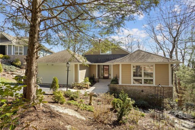 210 Claymoor Court, Flat Rock, NC, 28731