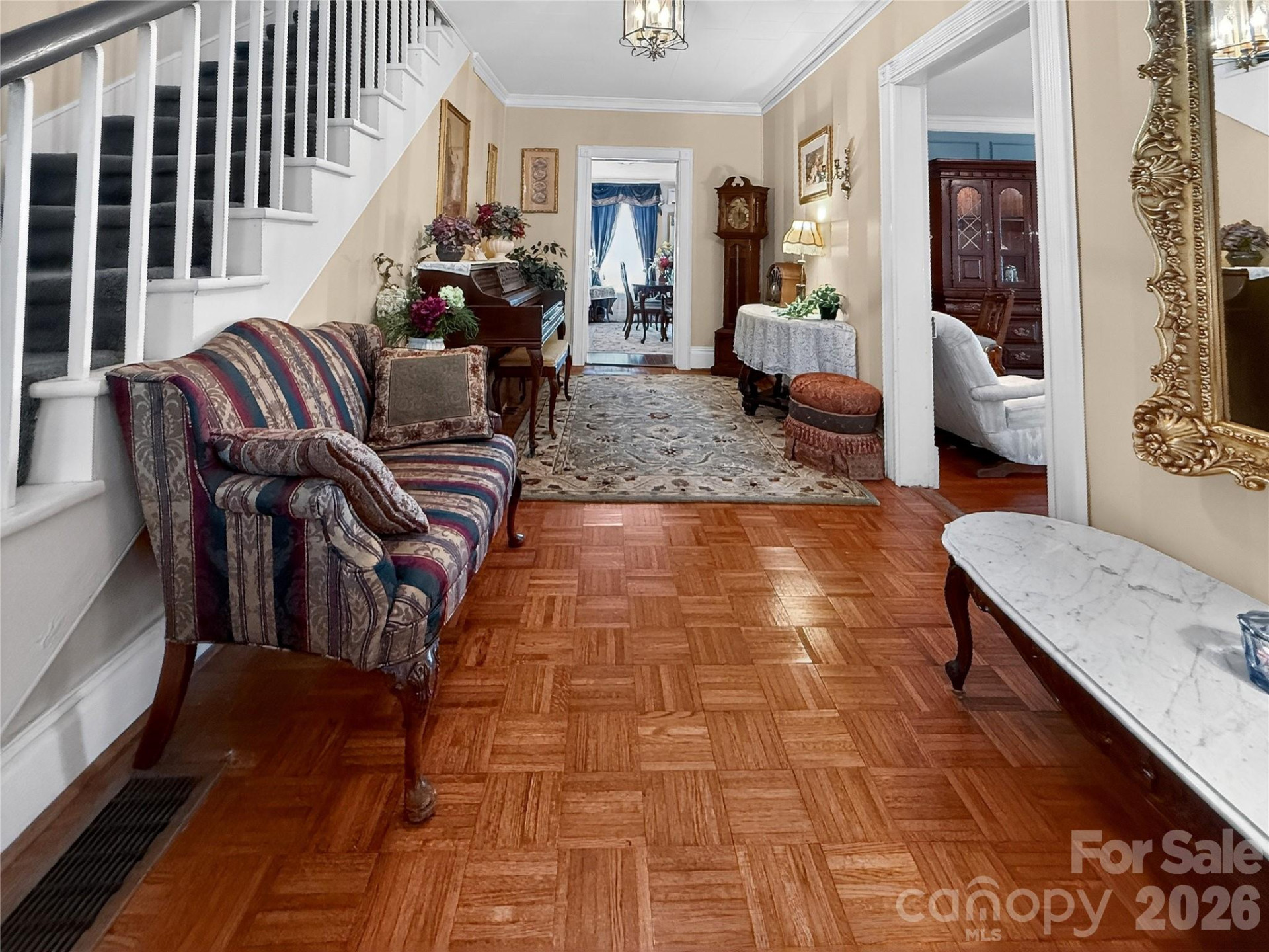 192 Court Street - Photo 2