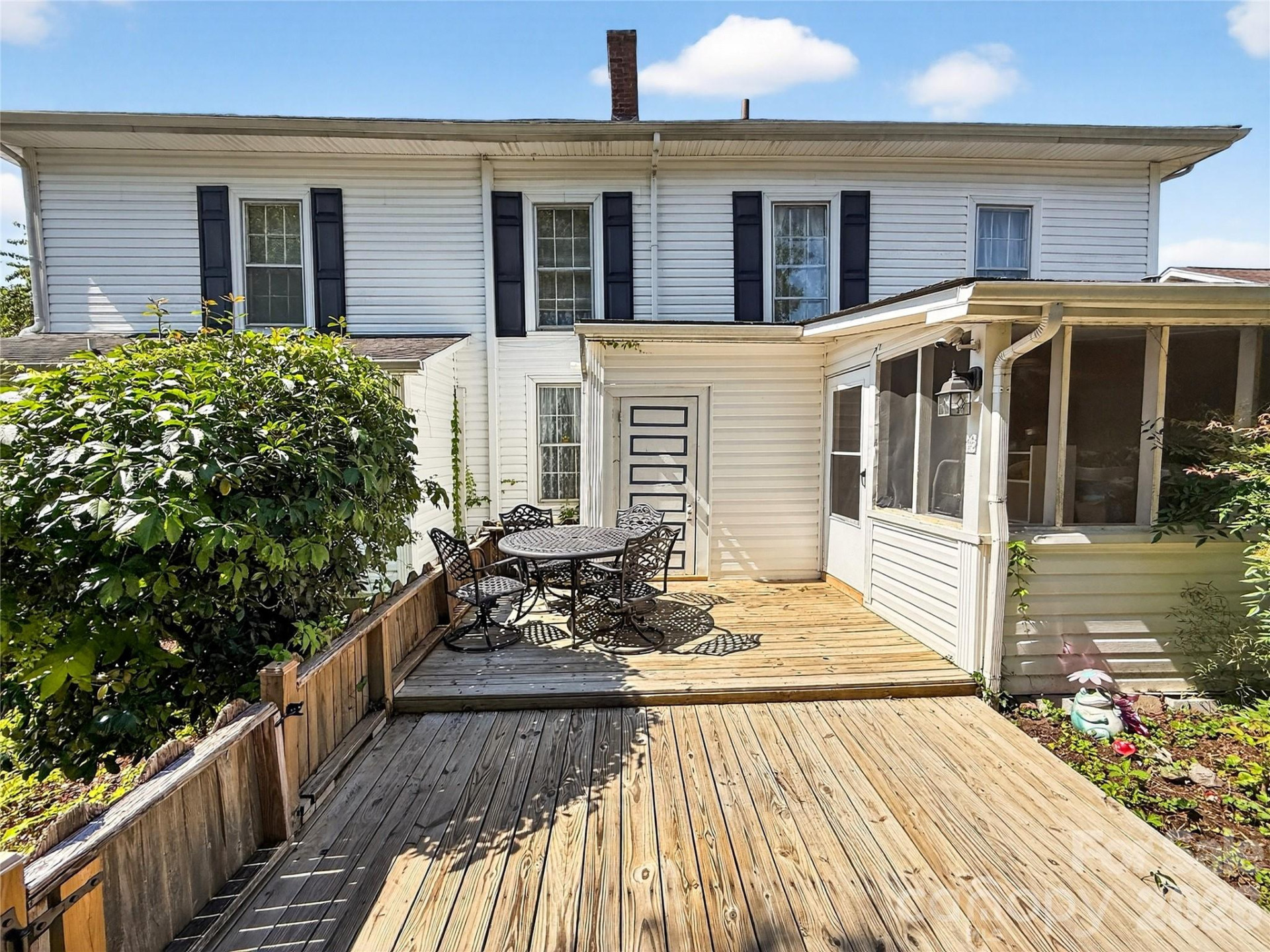 192 Court Street - Photo 30