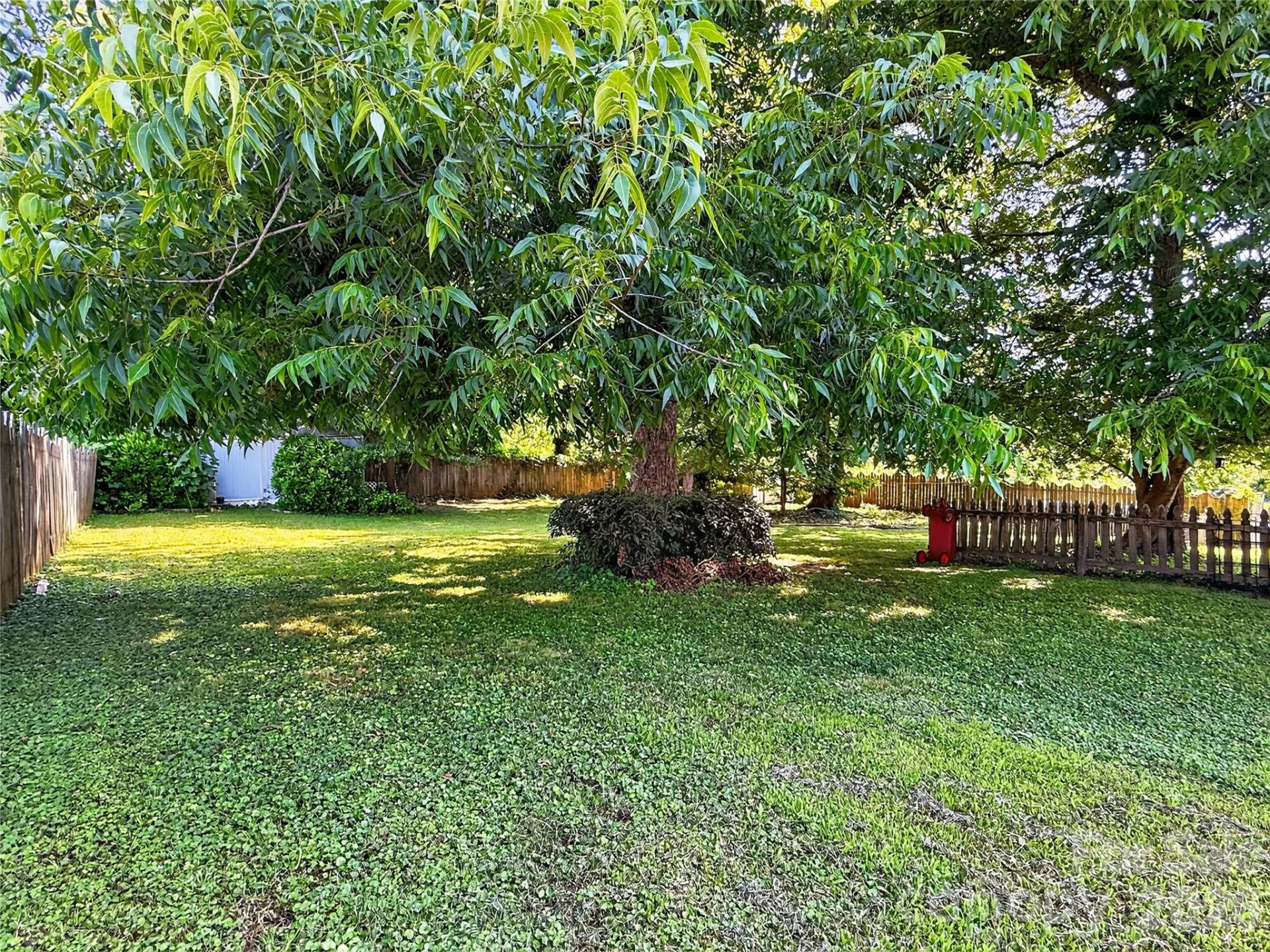 192 Court Street - Photo 33