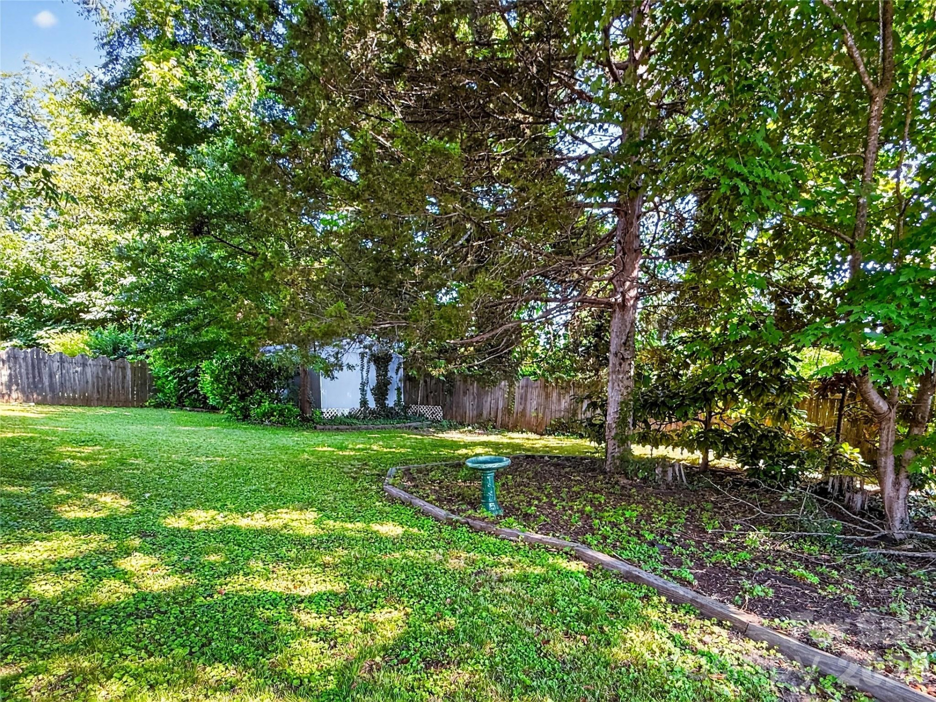 192 Court Street - Photo 34