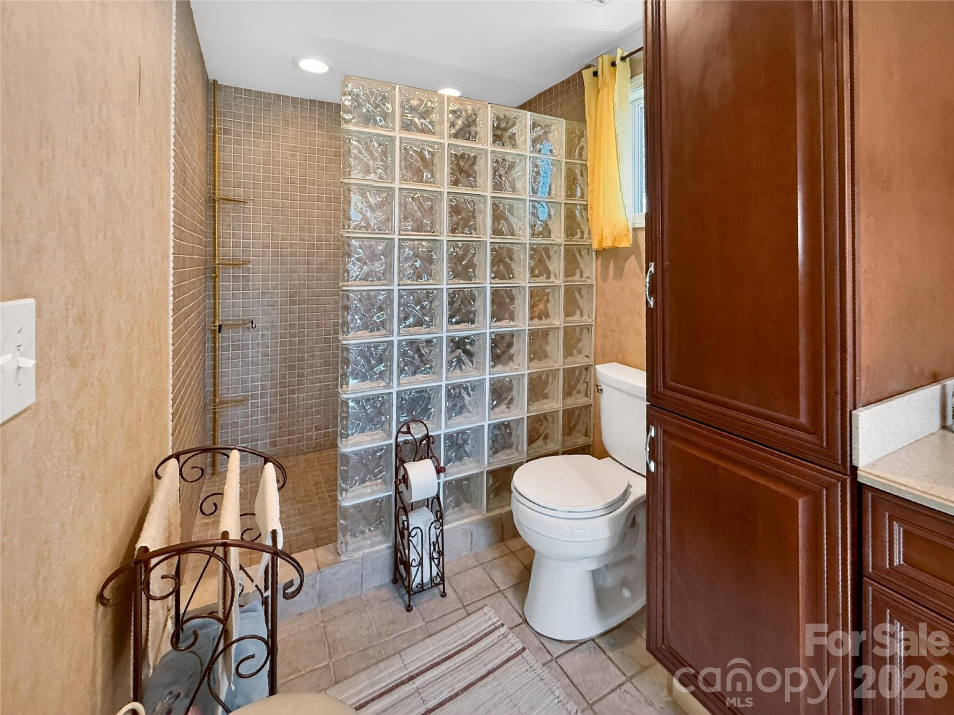 192 Court Street - Photo 10