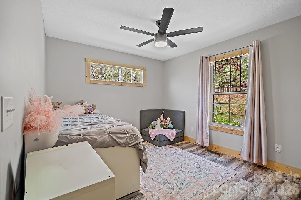 566 Mills River Road - Photo 15