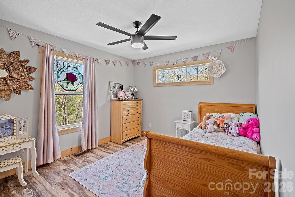 566 Mills River Road - Photo 16