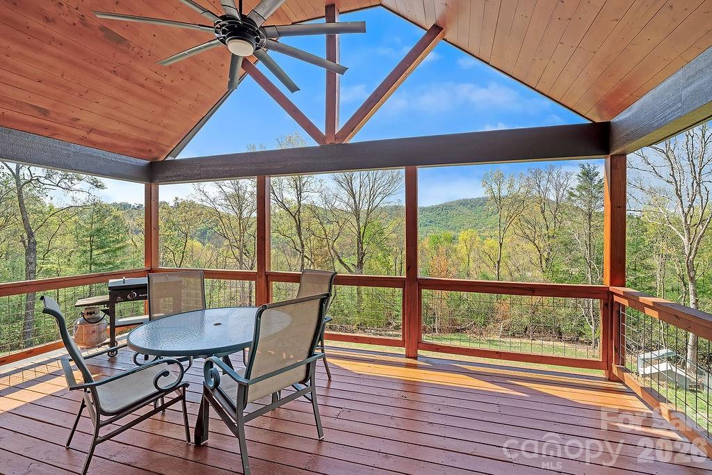 566 Mills River Road - Photo 4