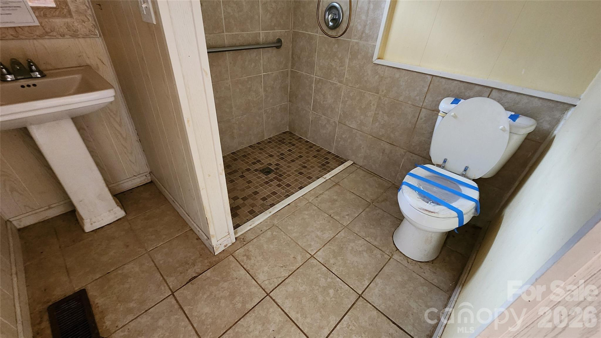 3490 US 70 Highway - Photo 18