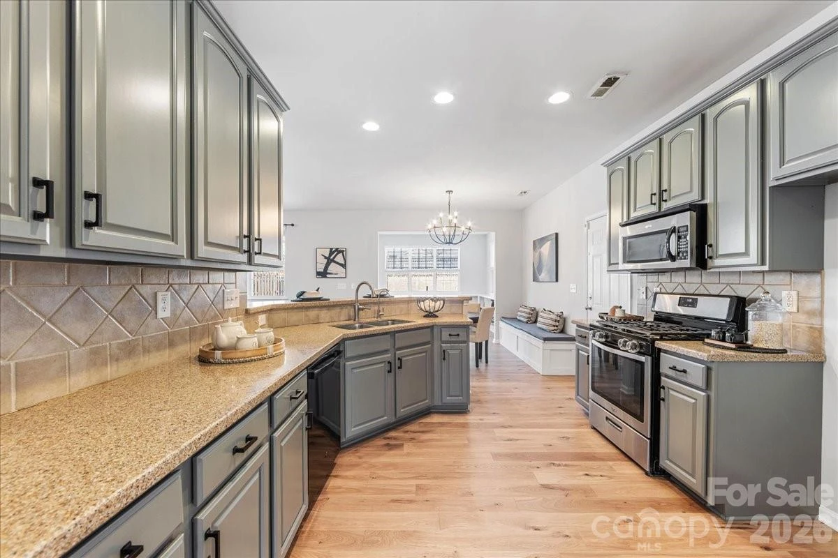 13915 Holly Stream Drive - Photo 16