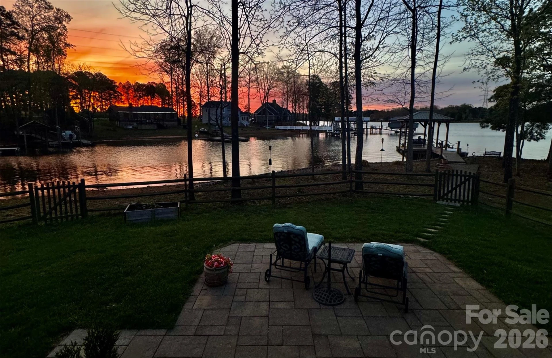 6511 Songbird Lane - Photo 2