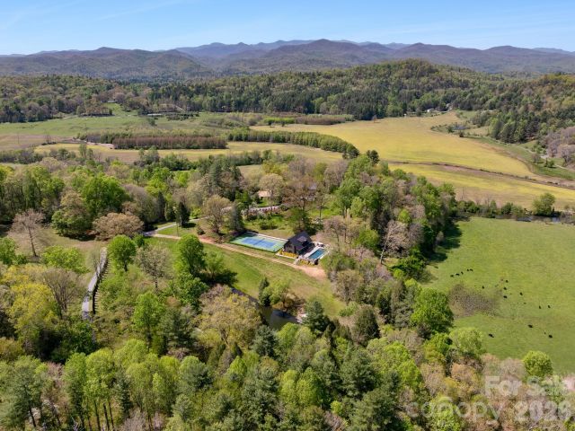 3903 Island Ford Road