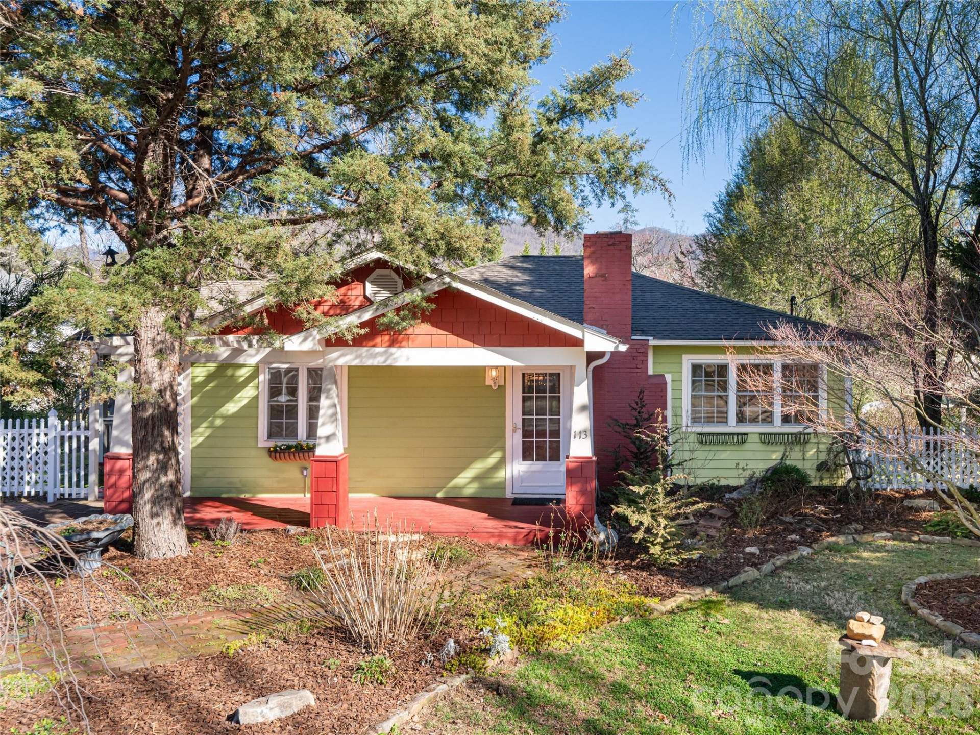 113 5th Street - Photo 2