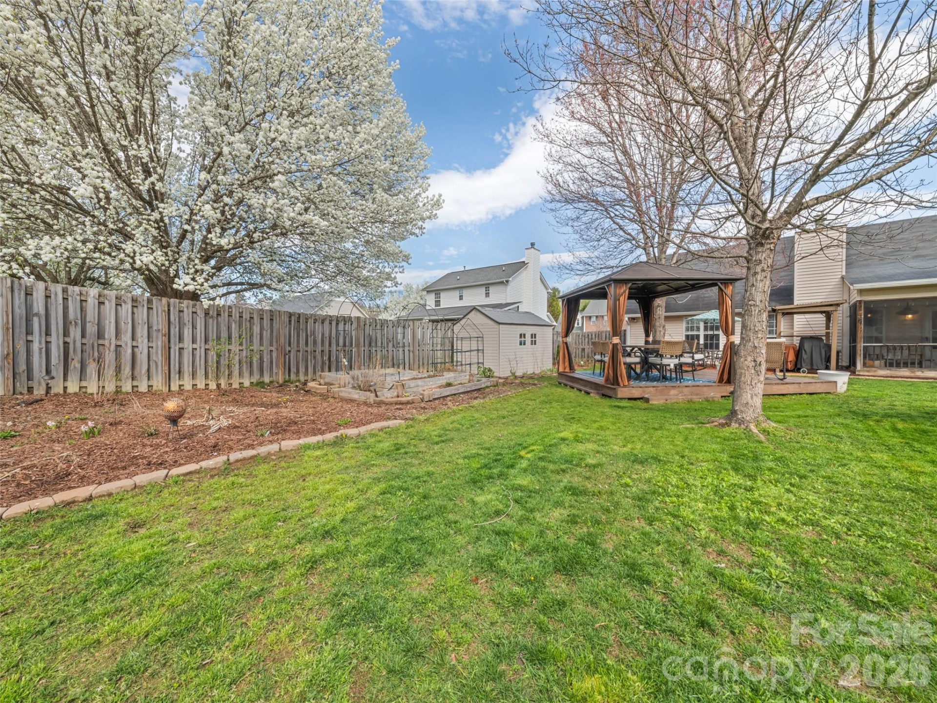 922 Woodhill Drive - Photo 6