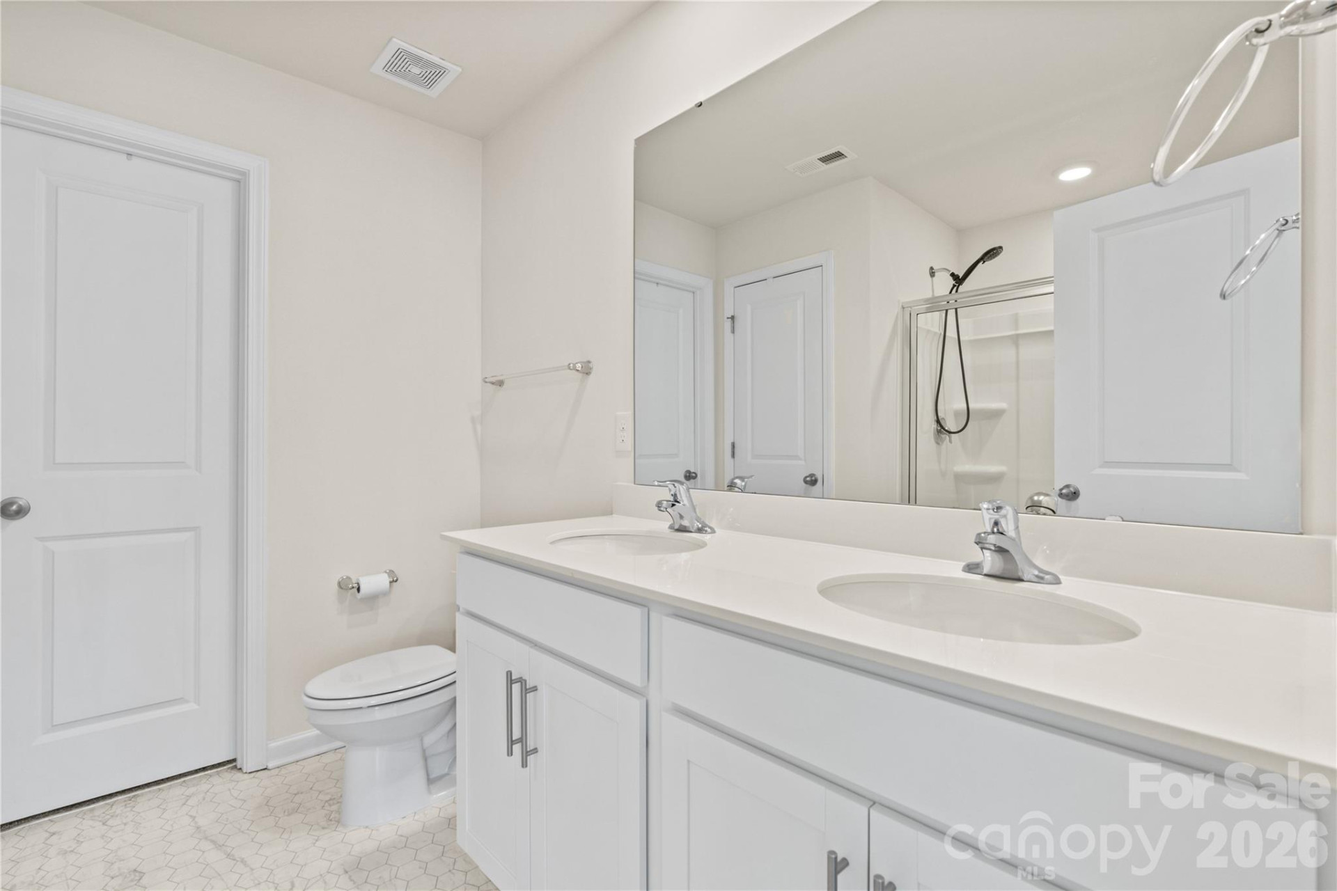 814 Monterey Court - Photo 18