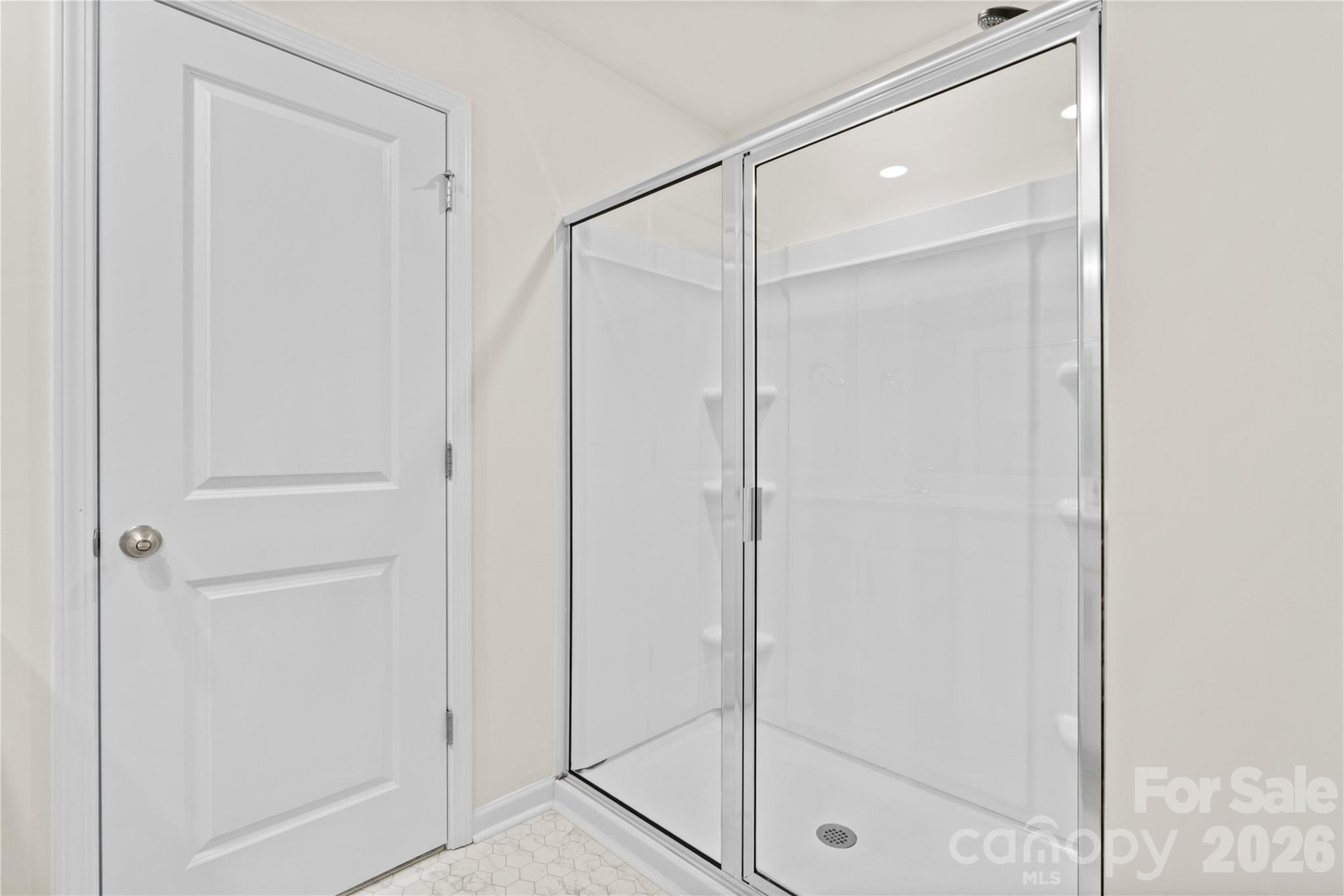 814 Monterey Court - Photo 19