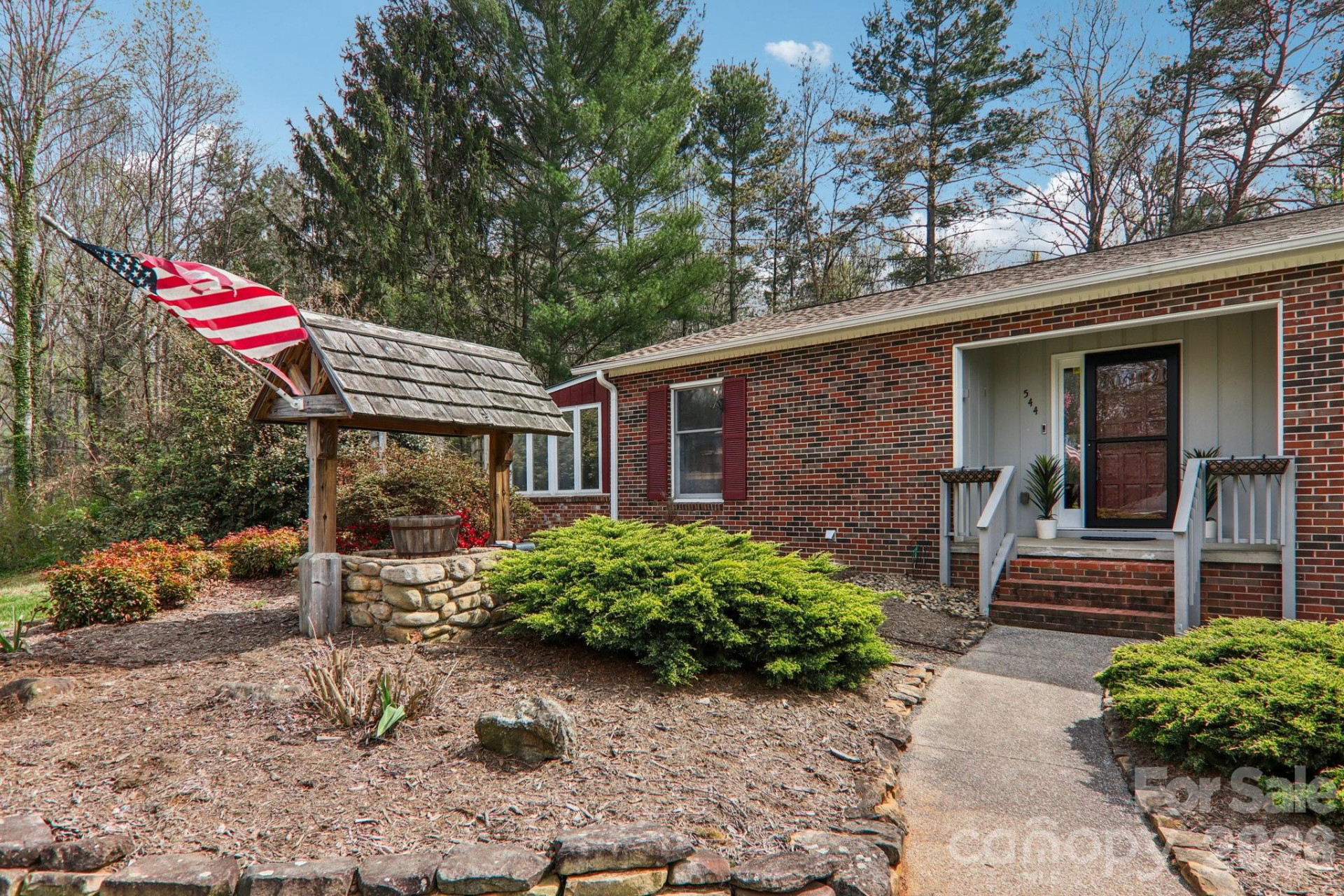 544 Bluebird Ridge - Photo 2