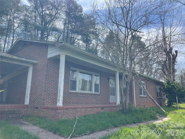 3053 Mineral Springs Mountain Road