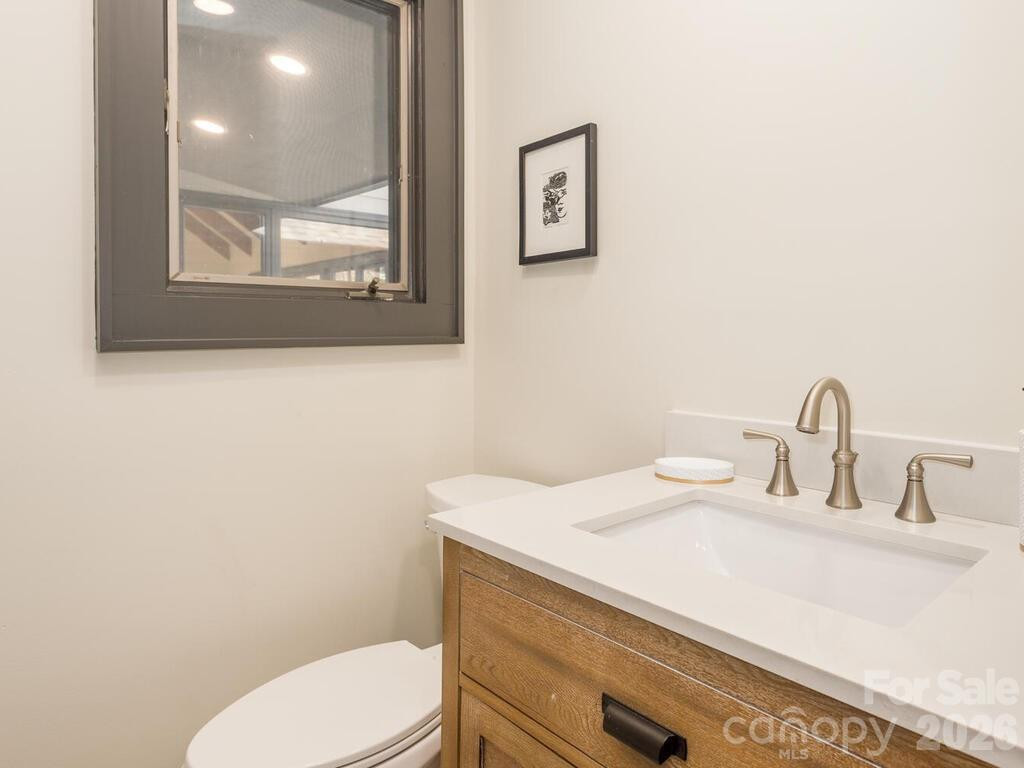 1952 Country Club Drive - Photo 24