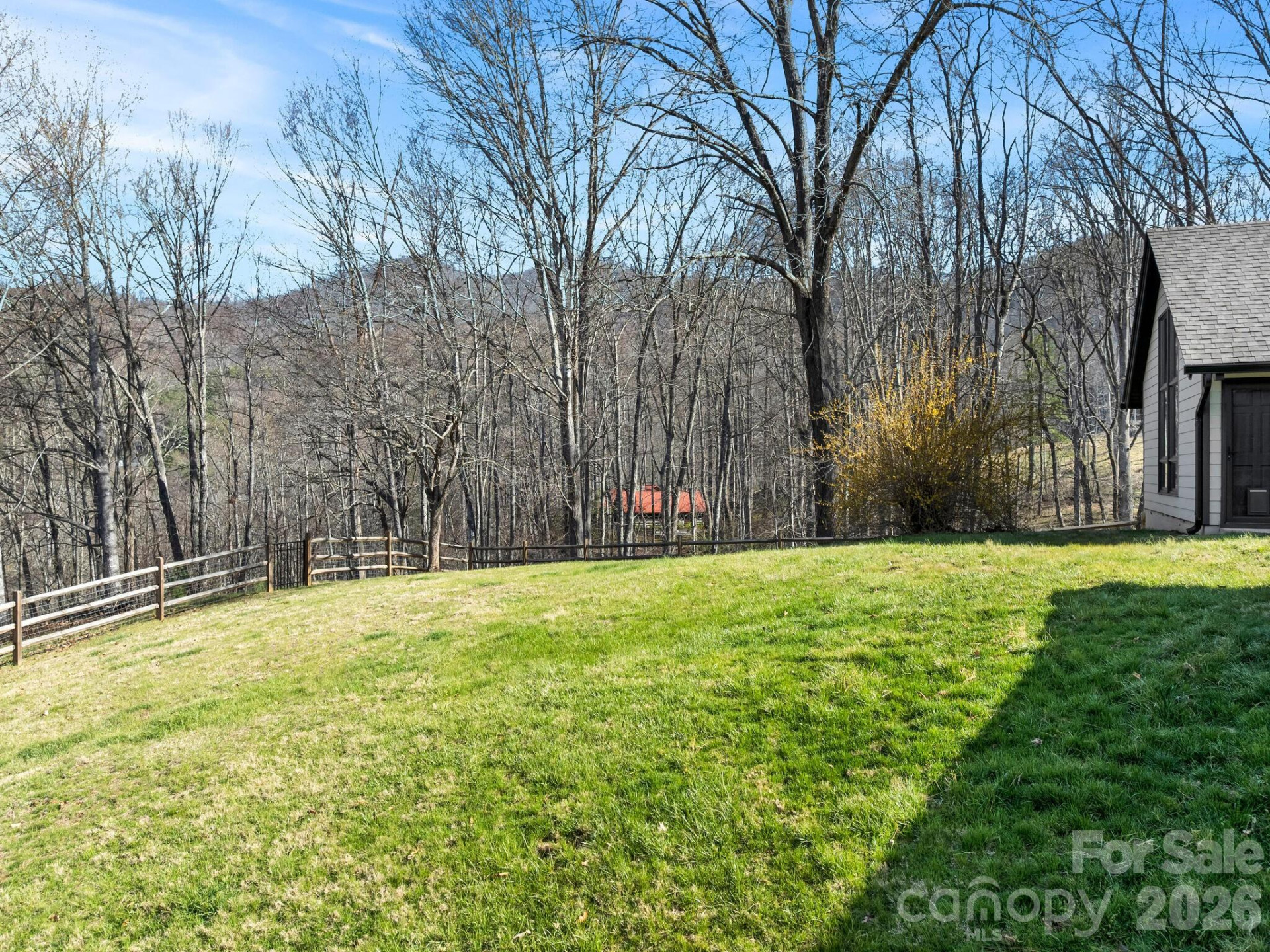 1952 Country Club Drive - Photo 34