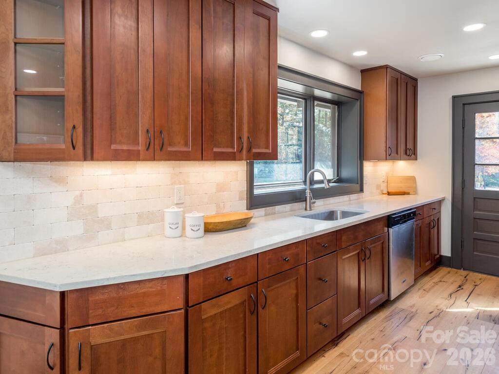 1952 Country Club Drive - Photo 9