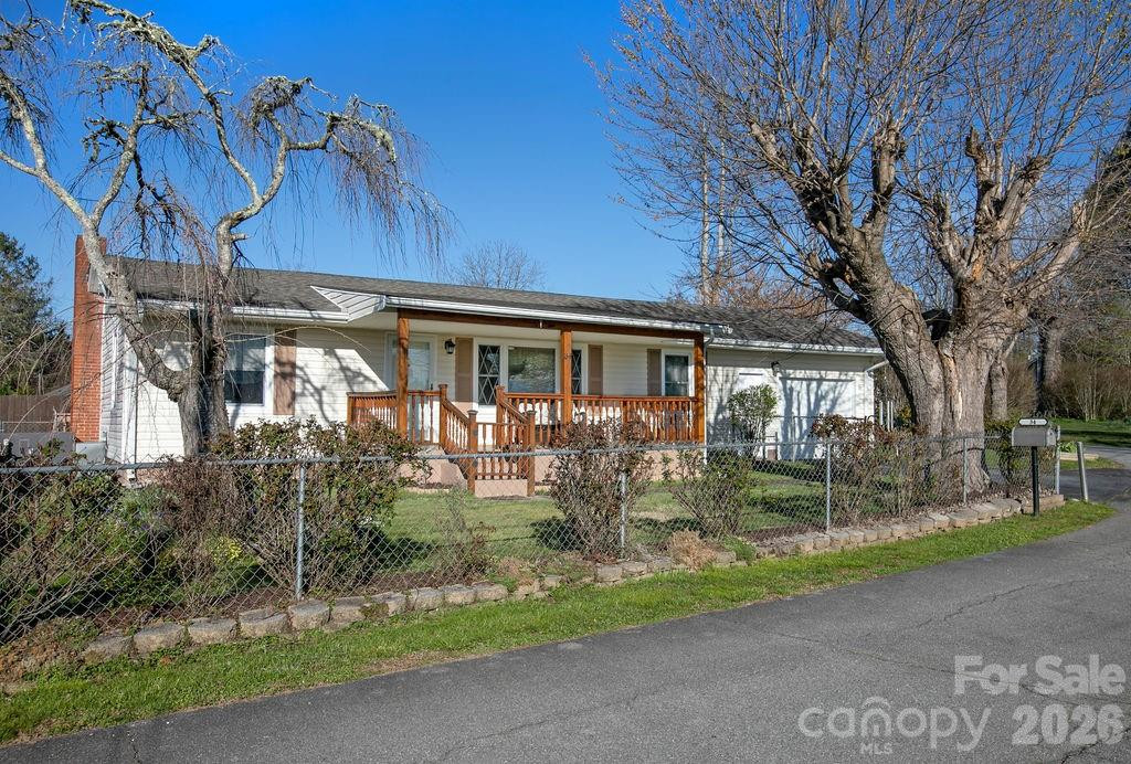 34 Sunset Drive - Photo 3