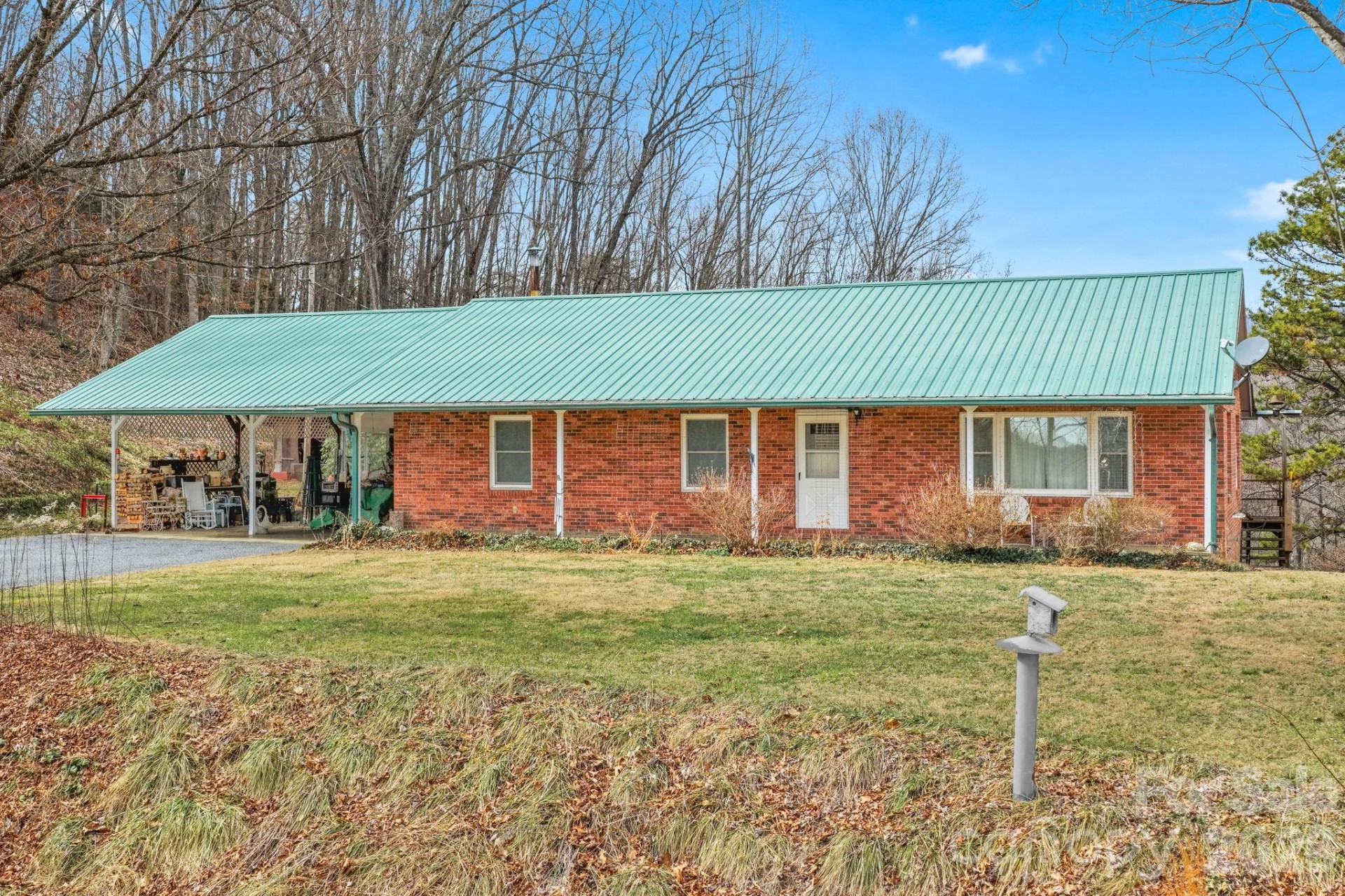 470 Ela Lane - Photo 2