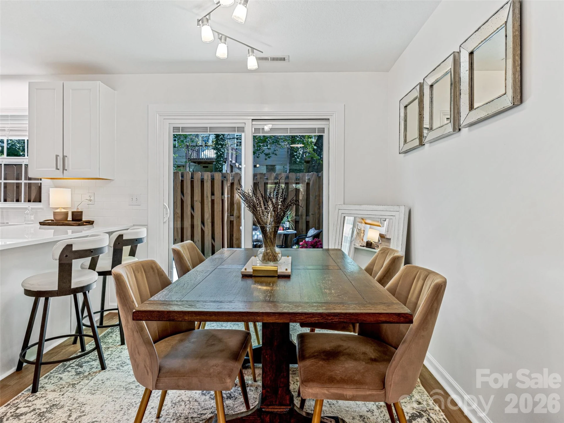 155 Wiltshire Circle - Photo 11